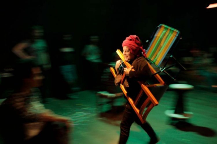 Projeto LEVANTE! terá duas sessões gratuitas nesta sexta-feira em Paranavaí