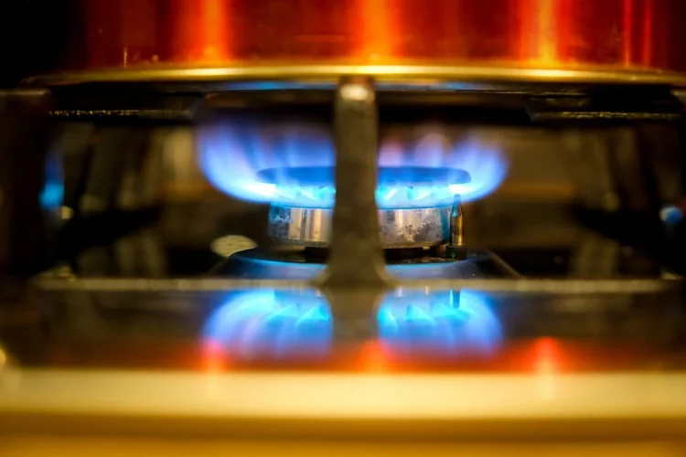 Pesquisa do Procon aponta variação de até 36,02% no preço do gás de cozinha