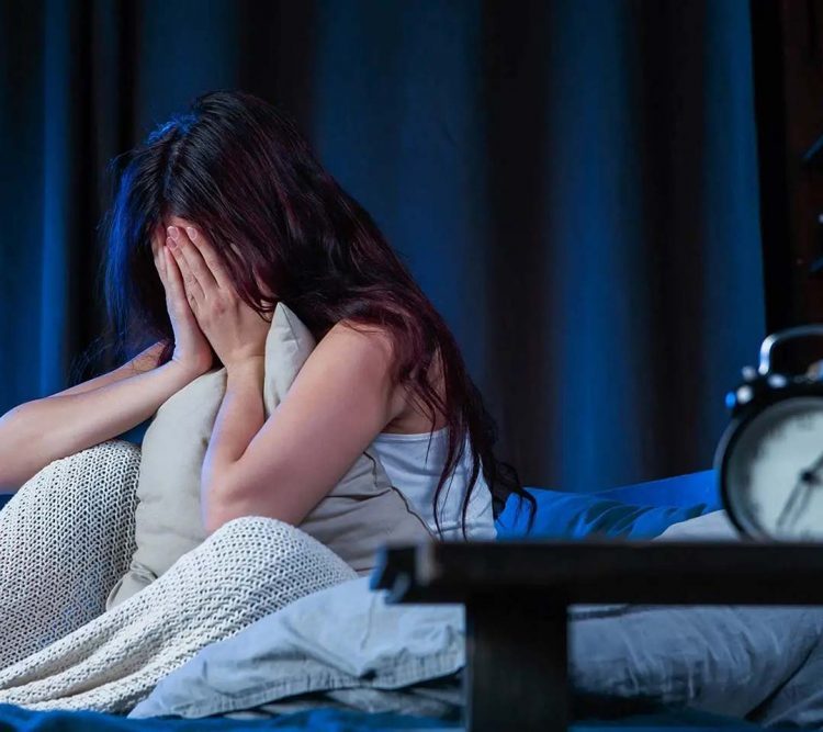 Estudo aponta medicamento mais eficaz contra insônia que deve chegar ao Brasil em 2023