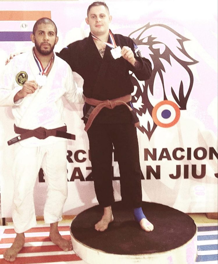 Atleta de Loanda fica em 2º lugar no Circuito Internacional de Jiu-jitsu em Assunção