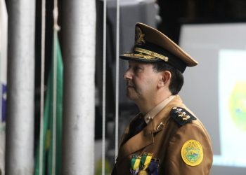 Confira fotos da solenidade de passagem de comando do 8º Batalhão