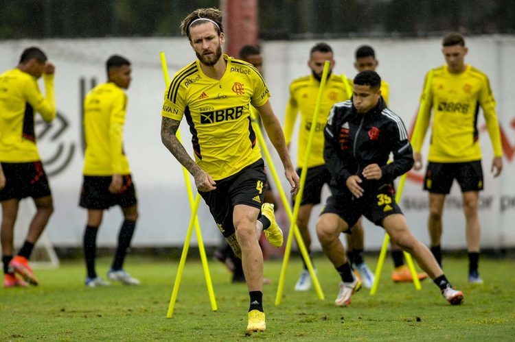 Histórico aponta Flamengo com maiores chances de bater Vélez Sarsfield