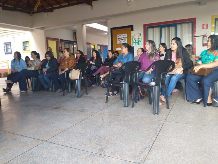 Secretaria de Educação promove formação de primeiros socorros para seus profissionais