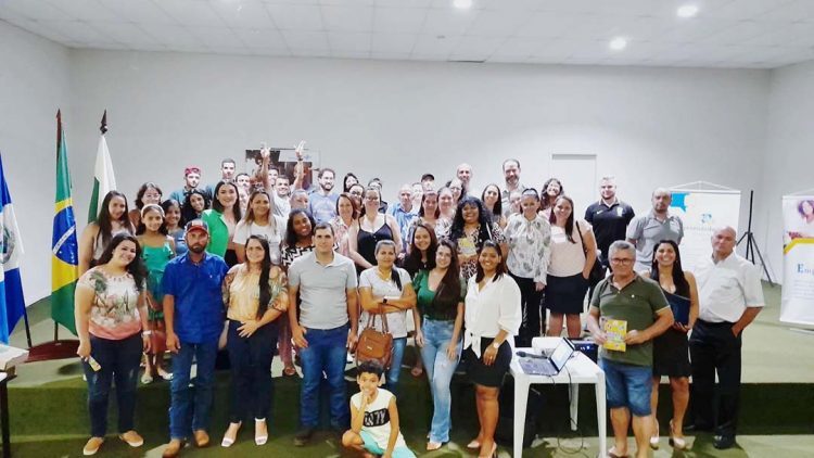Sala do Empreendedor realiza seminário de mídias digitais para microempreendedores