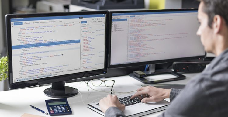 Secretária, pedreiro e programador de sistemas estão entre as vagas do Sine