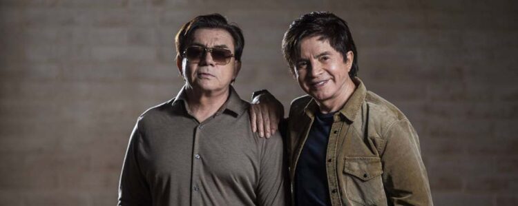 Chitãozinho & Xororó abrem o jogo e contam tudo sobre sertanejo, política e eleições