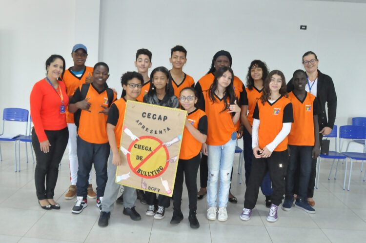 Alunos do Cecap desenvolvem peça de teatro e levam o tema às escolas de Paranavaí