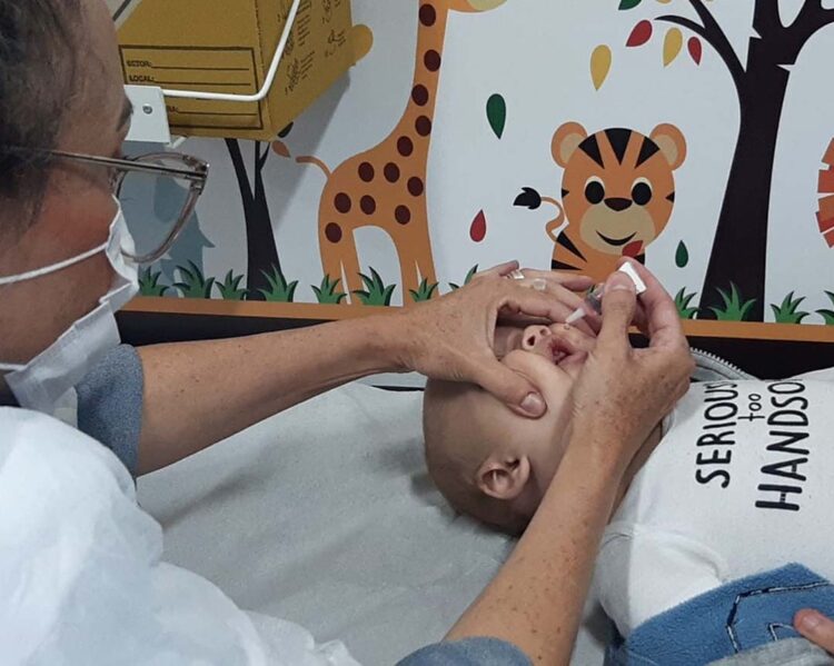 A uma semana do fim da campanha de vacinação, adesão abaixo da meta preocupa equipes de saúde