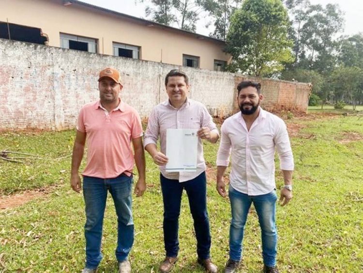 Prefeito Fran Boni anuncia investimentos  para o Distrito de Santa Esmeralda