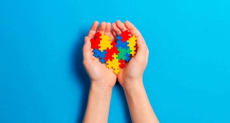 Entenda como uma mãe derrotou plano de saúde por filho autista