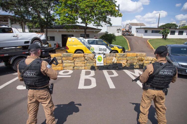 Polícia Militar apreende mais de uma tonelada de maconha no Oeste do Paraná