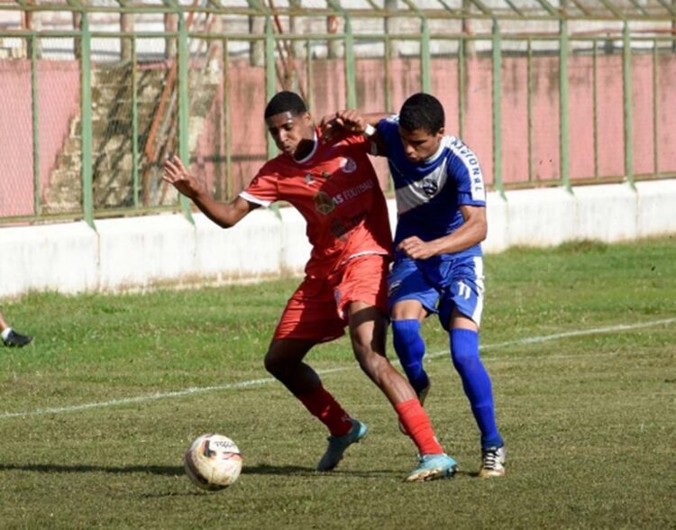 Após derrota, ACP vê chance de classificação diminuir ainda mais