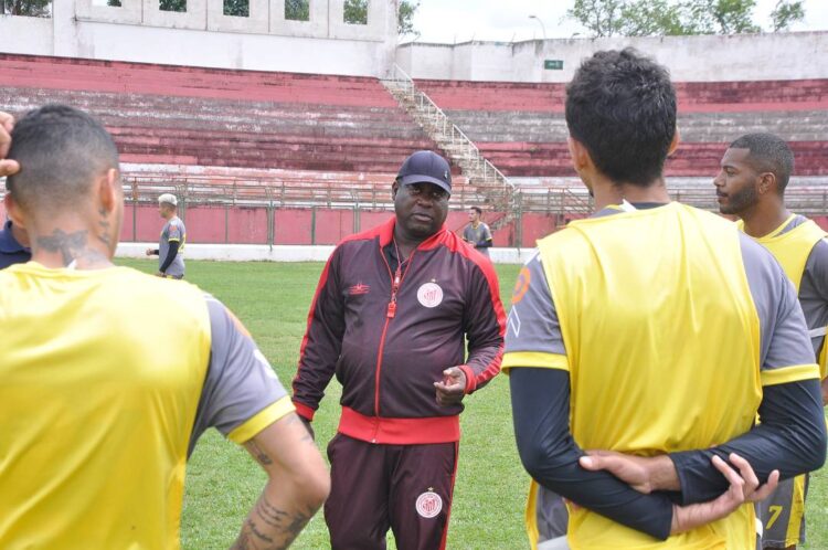 Partida contra Arapongas será decisiva para as pretensões do ACP no Paranaense