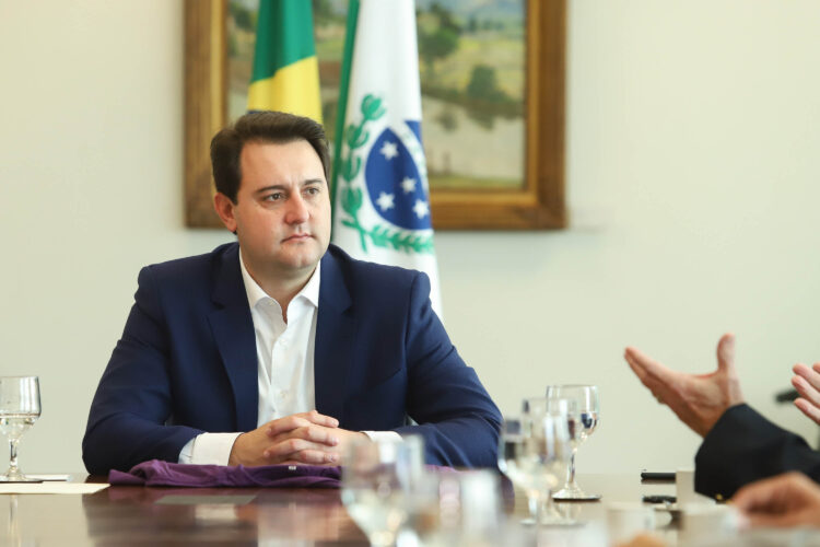 Ratinho Júnior é reeleito governador do Paraná
