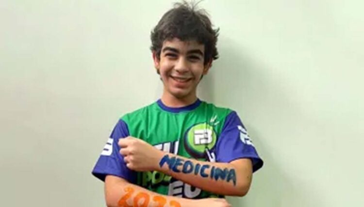Brasileiro mais jovem a passar em medicina é aprovado  em restrita sociedade de alto QI internacional