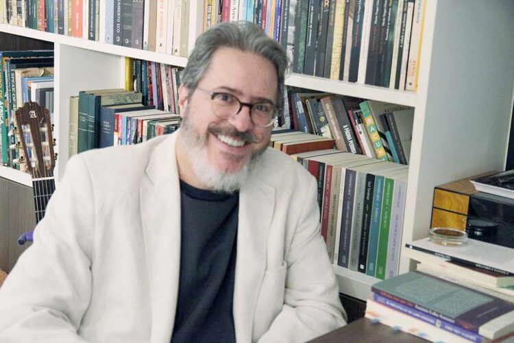 Sobre livros, professores e a leitura que transforma o mundo