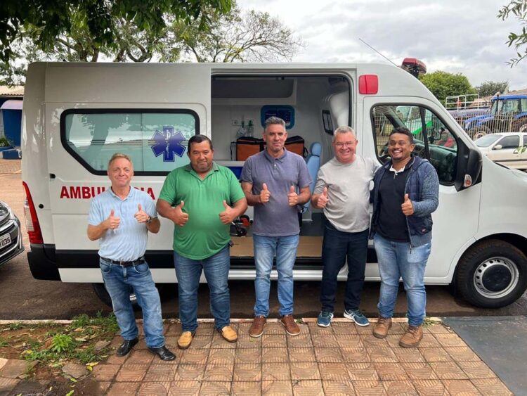 Município adquire Ambulância Semi-UTI para utilização da secretaria de saúde