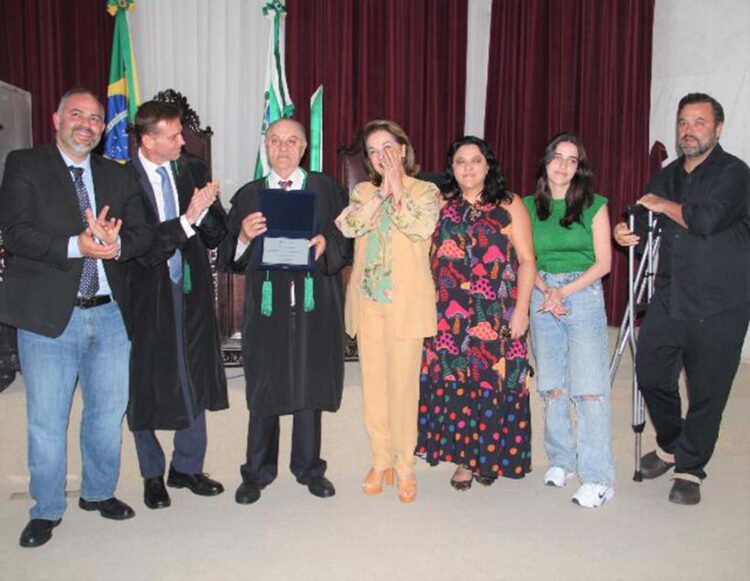 Conselheiro Artagão de Mattos Leão despede-se após 31 anos