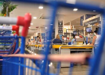 Serviços públicos, comércio e bancos: veja como fica o funcionamento durante o feriado