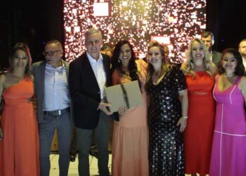 Educação entrega Prêmio Relato de Experiência Pedagógica 2022 durante jantar em homenagem aos professores