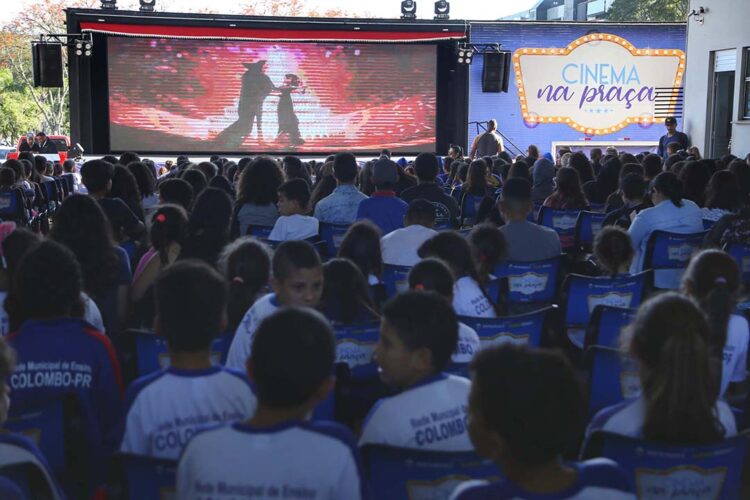 Cinema na Praça volta nesta quinta-feira com exibição em São Sebastião da Amoreira