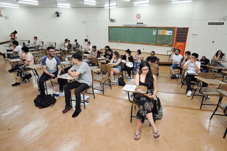 UEL prorroga inscrições do Vestibular 2023 até novembro