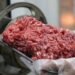 Estado orienta consumidores sobre mudanças nas regras de comercialização de carne moída