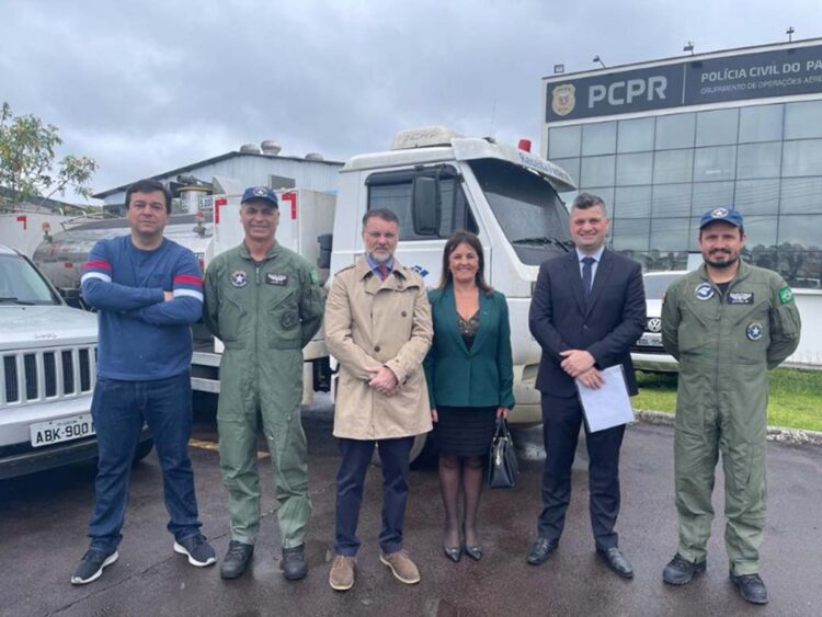 Receita Federal doa caminhão para a Secretaria de Segurança no Paraná