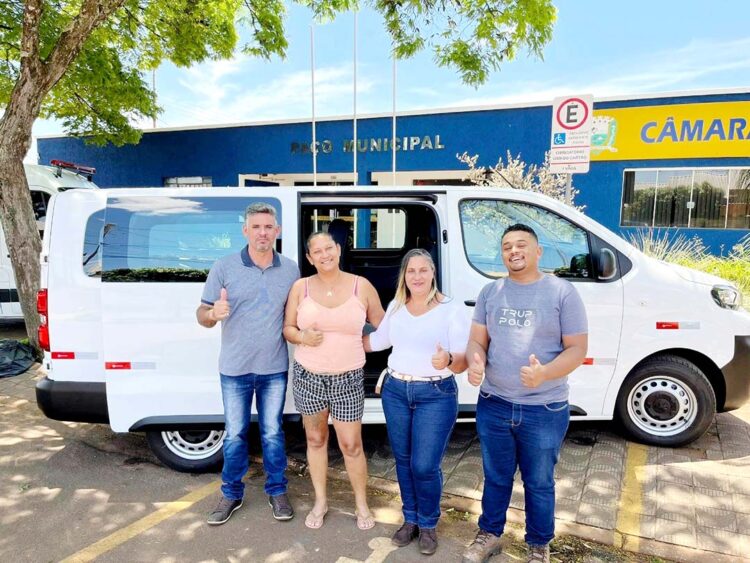 Município adquire van para utilização da Secretaria de Saúde