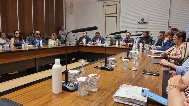 Prefeita Lucimar cumpre agenda em Curitiba e anuncia recursos para o município