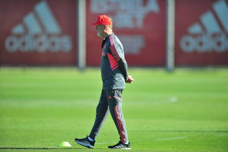 Inter recebe Athletico-PR, vivo na luta por G6