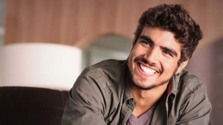 Caio Castro revela ida ao hospital após acidente, mas diz estar bem