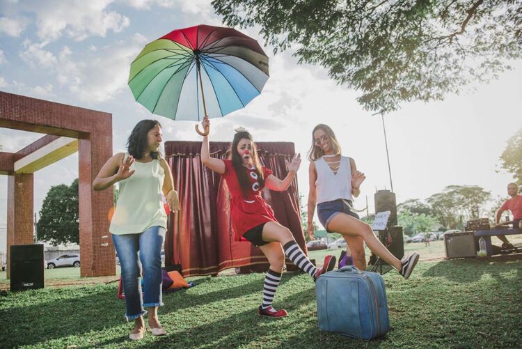 Espetáculo “Que festa é essa, criatura?”  abre atividades do Femup neste domingo