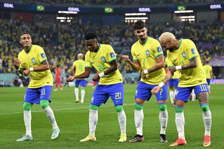 Saiba qual é a dancinha feita pela seleção após o gol de Vini Jr. na Copa