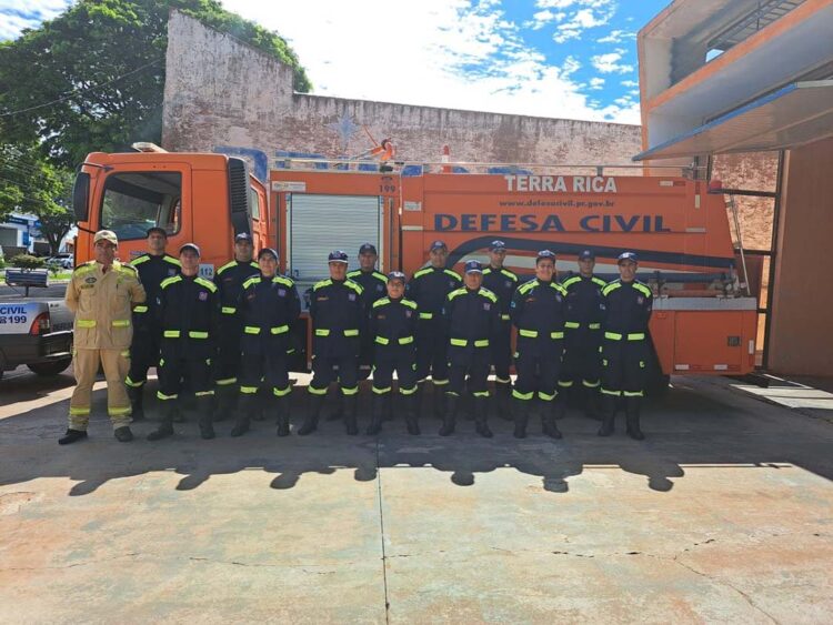 Terra Rica é o primeiro munícipio a adotar novo  padrão de fardamento das Brigadas Comunitárias