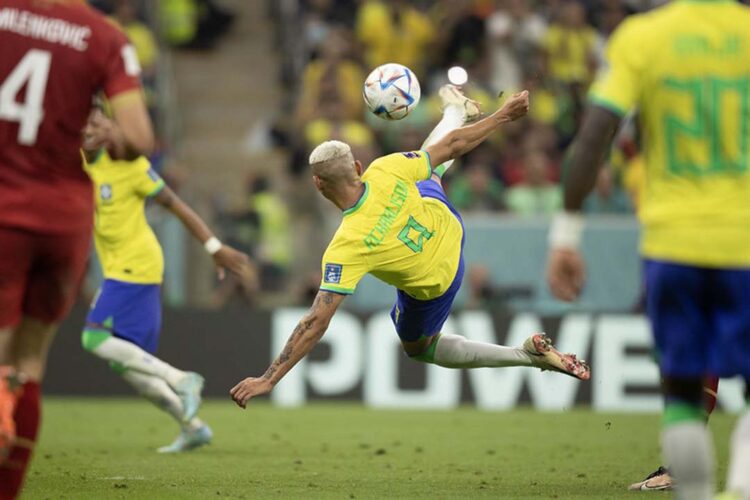 Gol de Richarlison contra a Sérvia é eleito o mais bonito da Copa