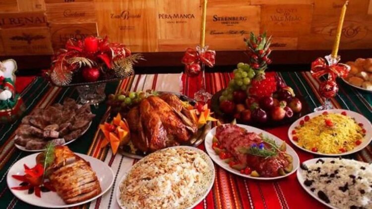 Confira 7 dicas para economizar na ceia de Natal com a mesa cheia