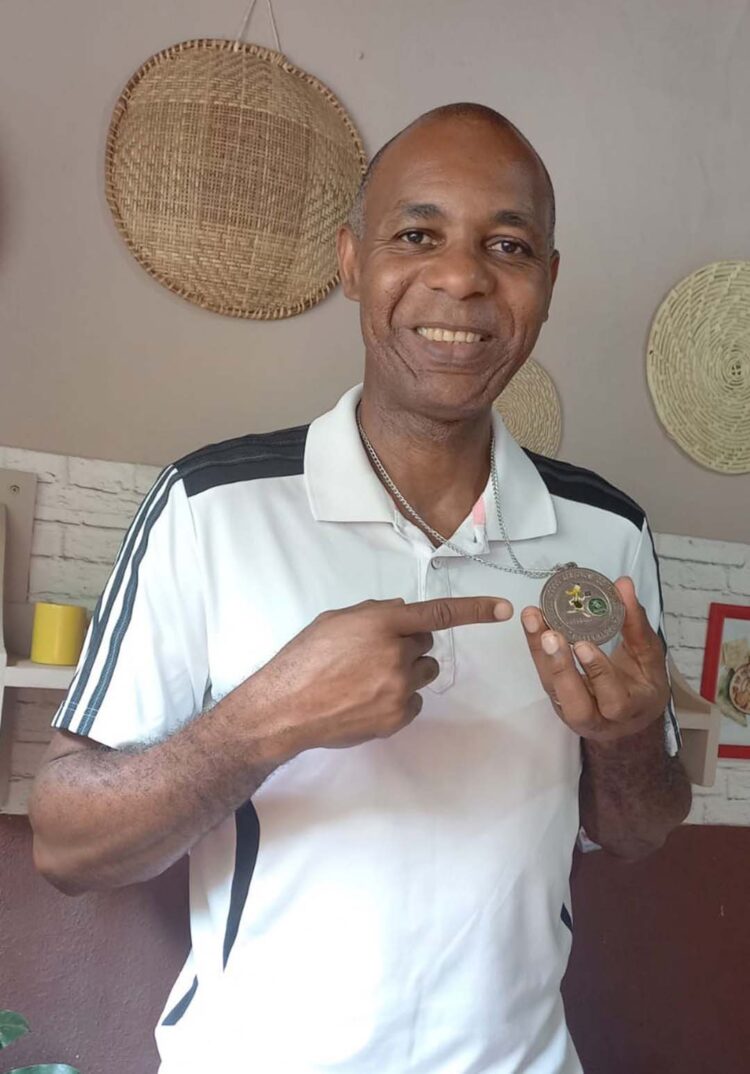 Paranavaiense Jairo Venâncio mantém recorde paranaense há 30 anos