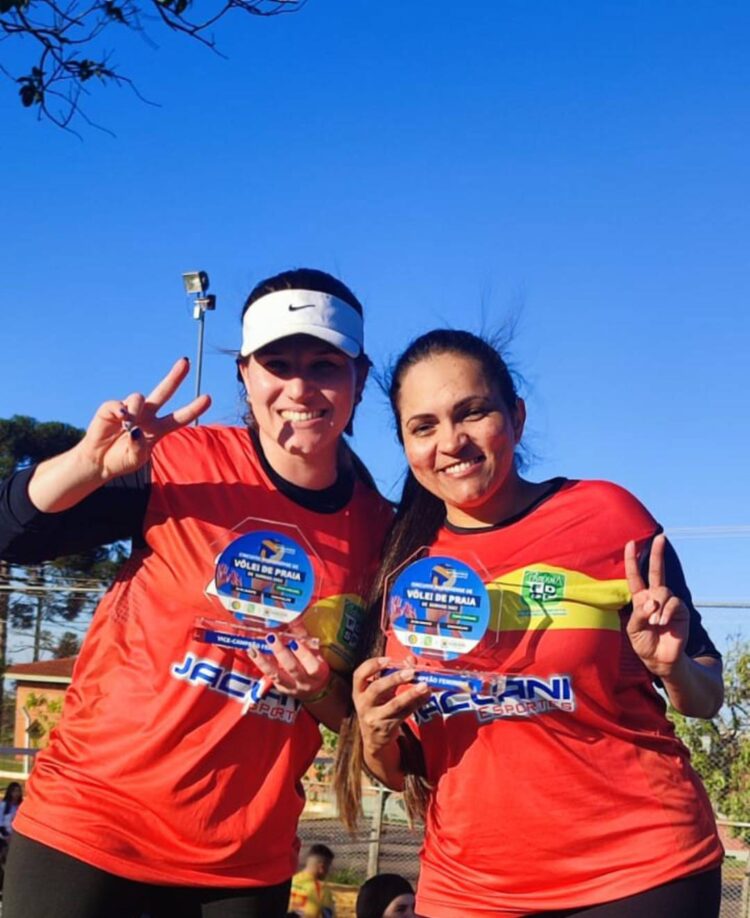 Atletas de Paranavaí disputam etapa final do Paranaense de Vôlei de Praia de Surdos