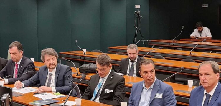 Presidente participa de reunião com equipe de transição do governo Lula