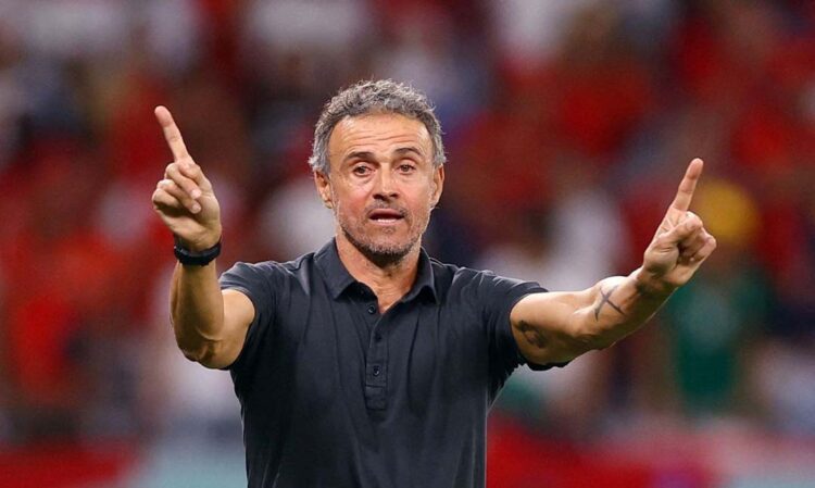 Luis Enrique se despede e pede apoio ao novo técnico
