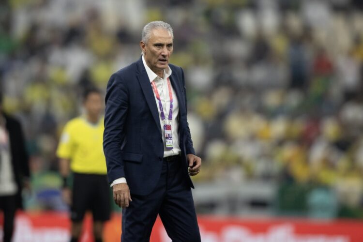 Tite recebe propostas de três seleções e dois times europeus após a Copa