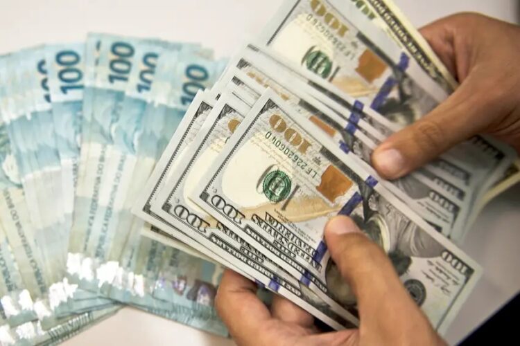 Bolsa recua após PIB mostrar crescimento abaixo do esperado