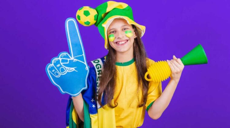 Escolas e creches funcionarão das 7h às 11h nesta sexta-feira, dia de jogo do Brasil na Copa