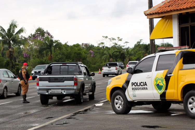 Polícia Rodoviária prende motoristas por embriaguez ao volante durante Operação Natal