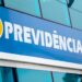 Trabalhadores levam 2,8 anos a mais para se aposentar após reforma