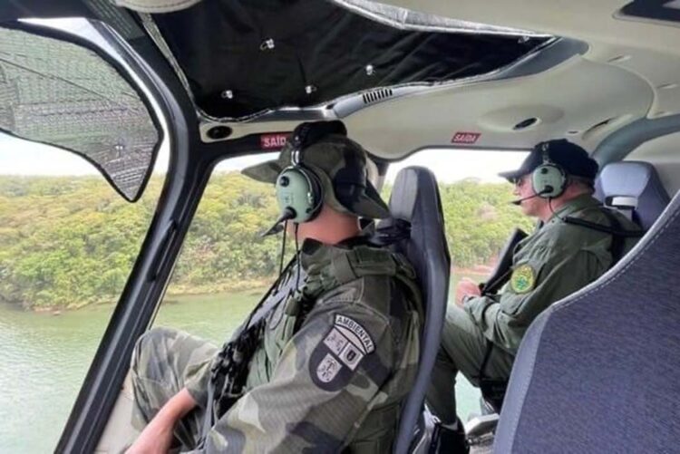 Policiais flagram construções ilegais  em ilhas próximas a Porto Rico