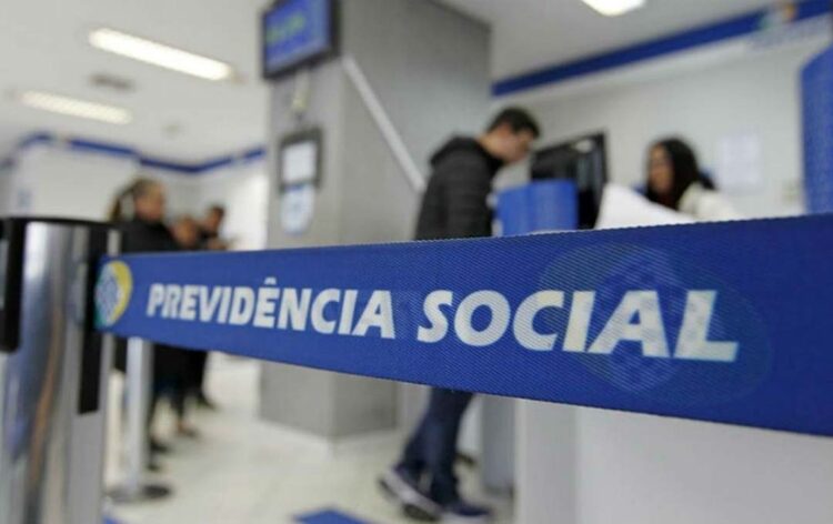 INSS começa a liberar extrato de aposentadorias com reajuste anual
