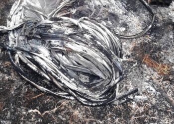 Suspeitos de furtarem fios de cobre são detidos