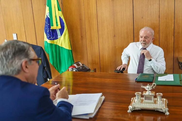Lula marca reunião para ‘enquadrar’ ministros e evitar anúncios sem aval do Planalto